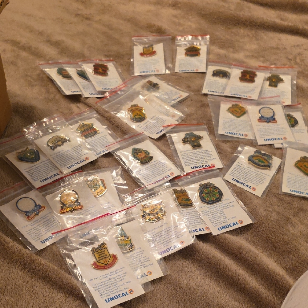 29 Collectible Enamel Pin Set - Gold and Green